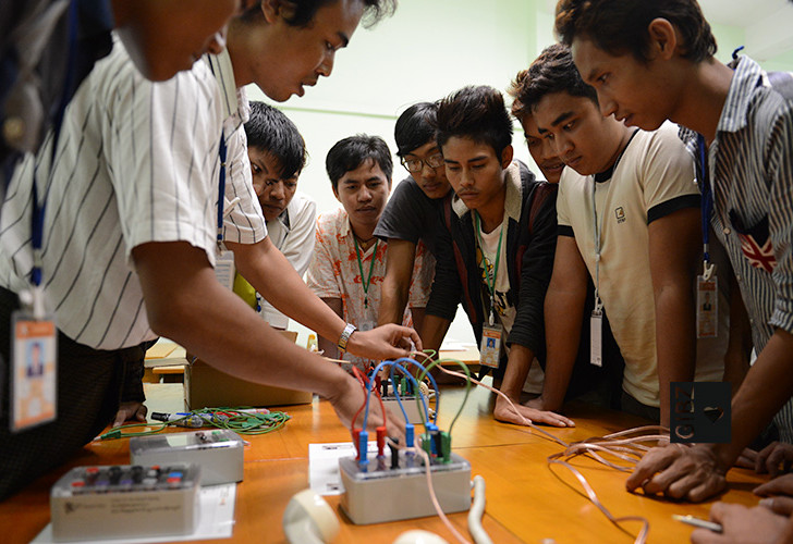 GIBZ Lehrer als Experte des CVT in Myanmar