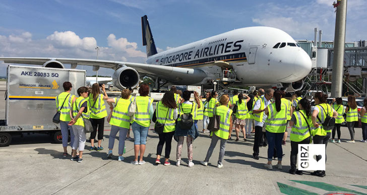 Südanflug – drei FAGE-Klassen besuchen den Flughafen Zürich